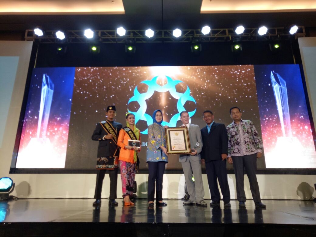 10 Usaha Pariwisata Diganjar Penghargaan  1