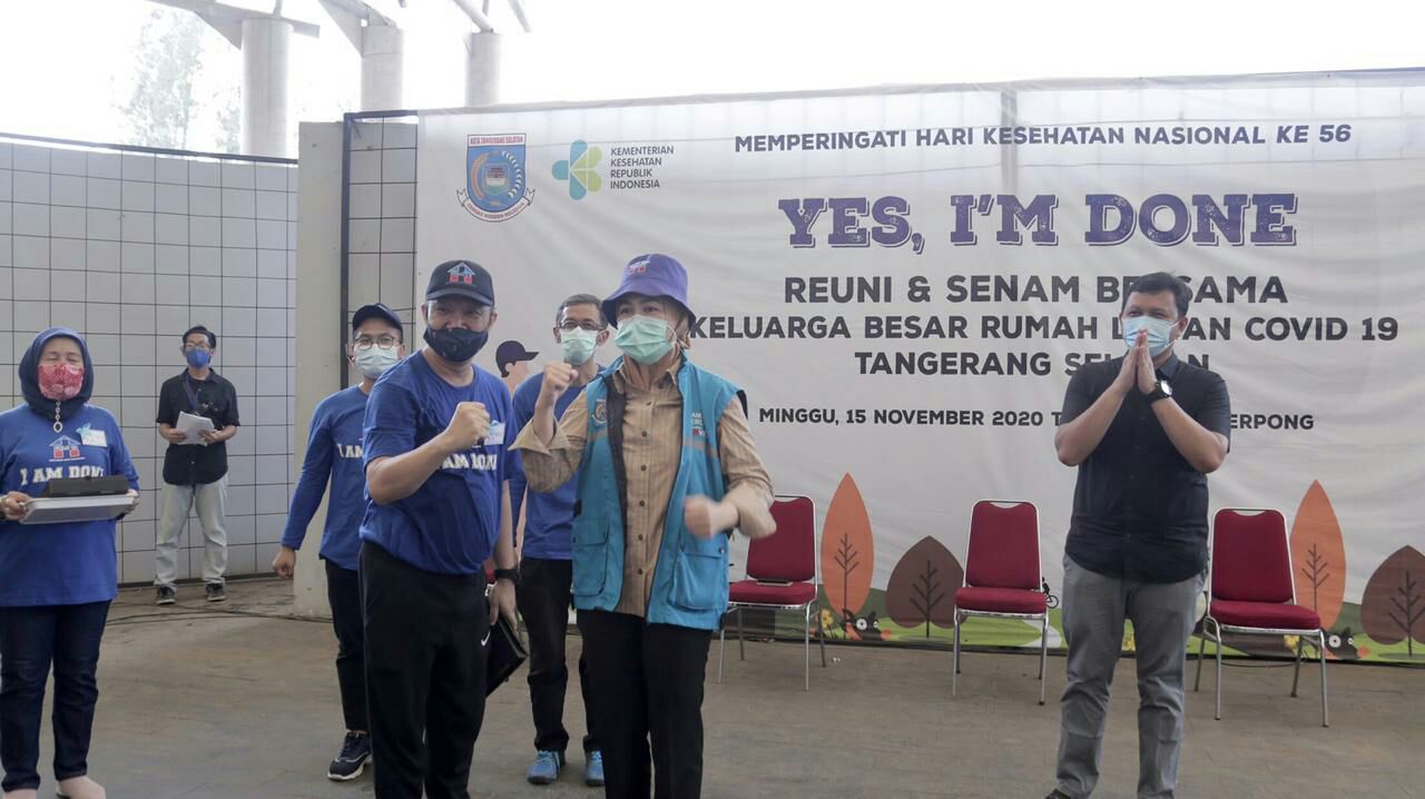 Airin Senam Bareng Pasien Eks Covid 19 di Jalatreng 2