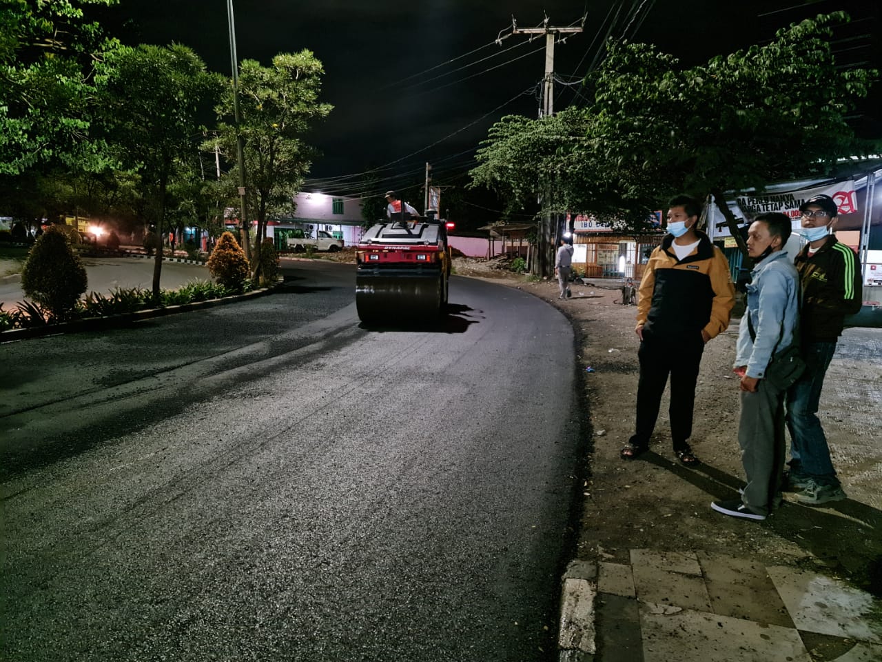 DPU Tangsel Pastikan Kontraktor Perbaiki Kerusakan Jalan Ciater 4