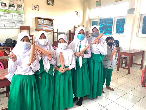 Modifikasi Limbah Plastik Untuk Meningkatkan Kebersihan 3