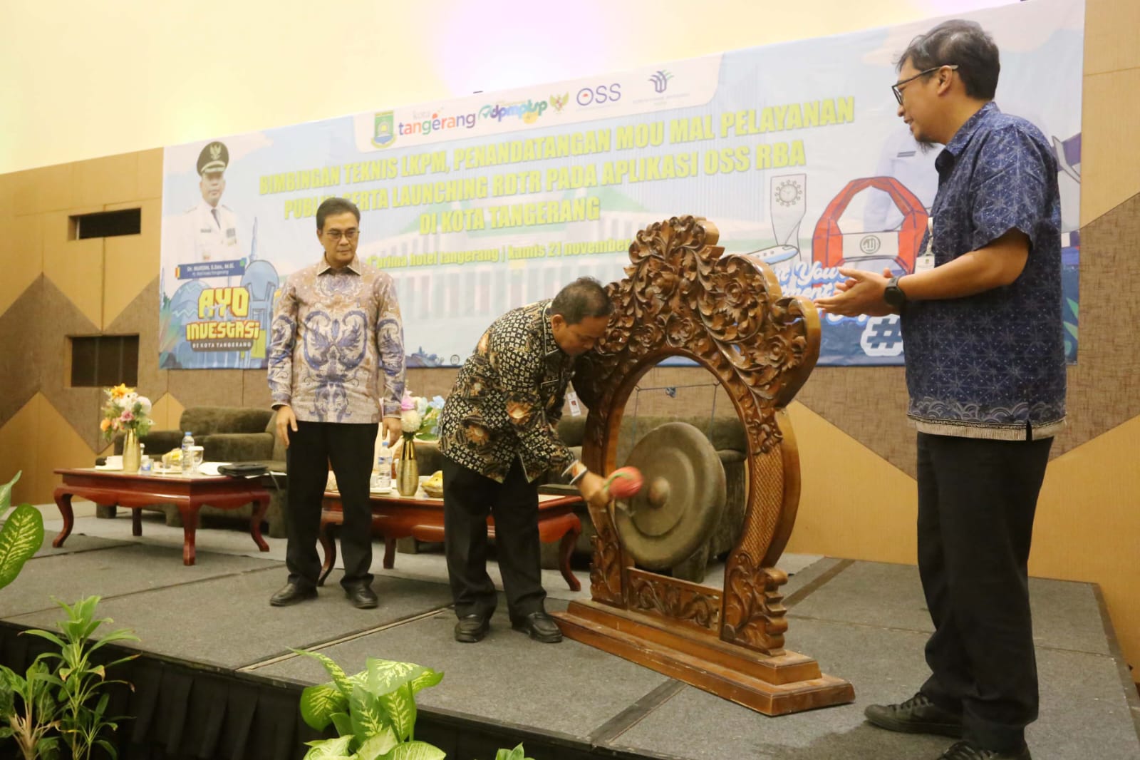 Perkuat Layanan di MPP Pj Wali Kota Tangerang Tandatangani Perpanjangan MoU dengan Mitra Layanan Publiks