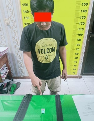 Personel Satres Narkoba Amankan Pengedar Narkotika Pil Ektasi