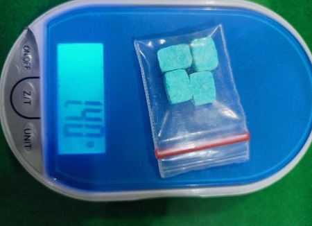 Personel Satres Narkoba Amankan Pengedar Narkotika Pil Ektasi 2