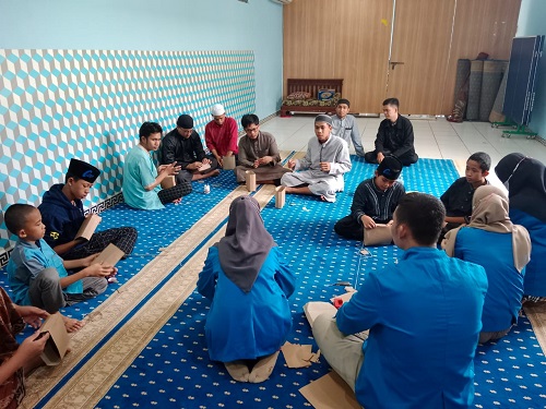 Sampah plastik menjadi paper bag 2