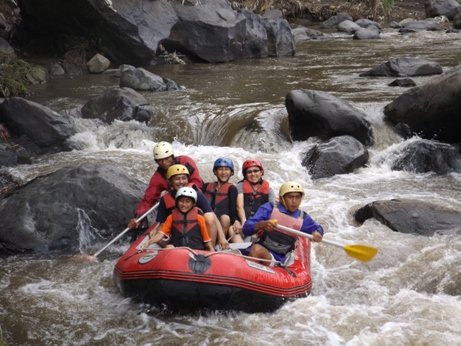 pengalaman rafting sahabat air