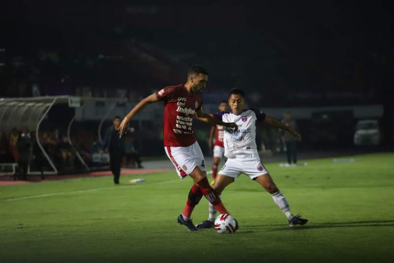 Persita Sukses Tahan Imbang Bali United