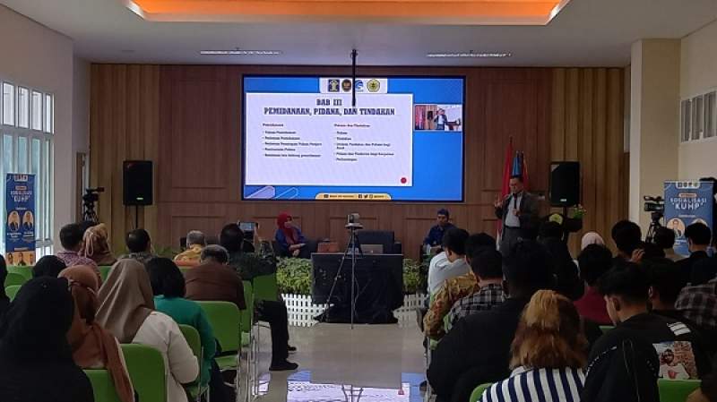 Di Hadapan Mahasiswa Untirta, Kominfo RI Sosialisasikan KUHP Baru
