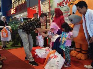 Puluhan Peserta Ikuti Lomba Mewarnai di ACE Hardware QBig