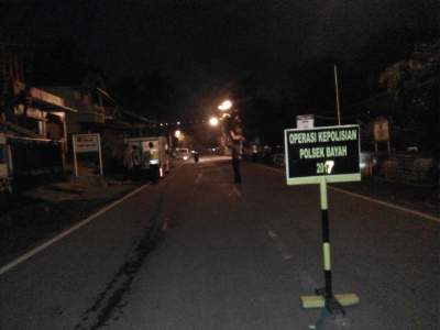 Razia kendaraan bermotor di wilayah hukum Polsek Lebak. 