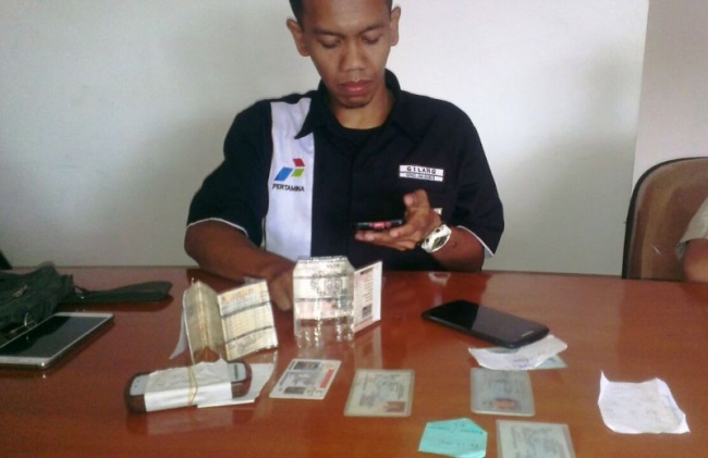 Beli Bensin di Tangerang, Bisa Gadai STNK Hingga Handphone