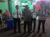 Satu Boks Besar Dibawa Polisi Hasil Penggeledahan di RSDP