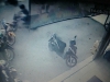 2 Pencuri Motor Pegawai Mini Market Terekam CCTV
