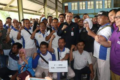 Sambut May Day, Ratusan Buruh Gelar Turnamen Olahraga dan Baksos