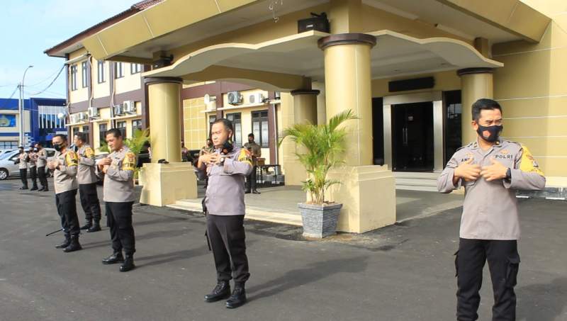Jaga Kondisi Tubuh, Kapolres Serang Ajak Personil Polres Serang Rutin Berolahraga