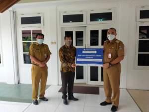 Zaki Terima Bantuan Tempat Tidur untuk Pasien Covid-19 dari PT. Paragon