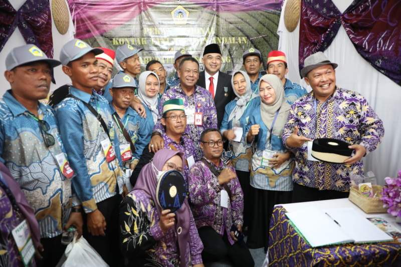 Bupati Tangerang Raih Penghargaan Dari Presiden