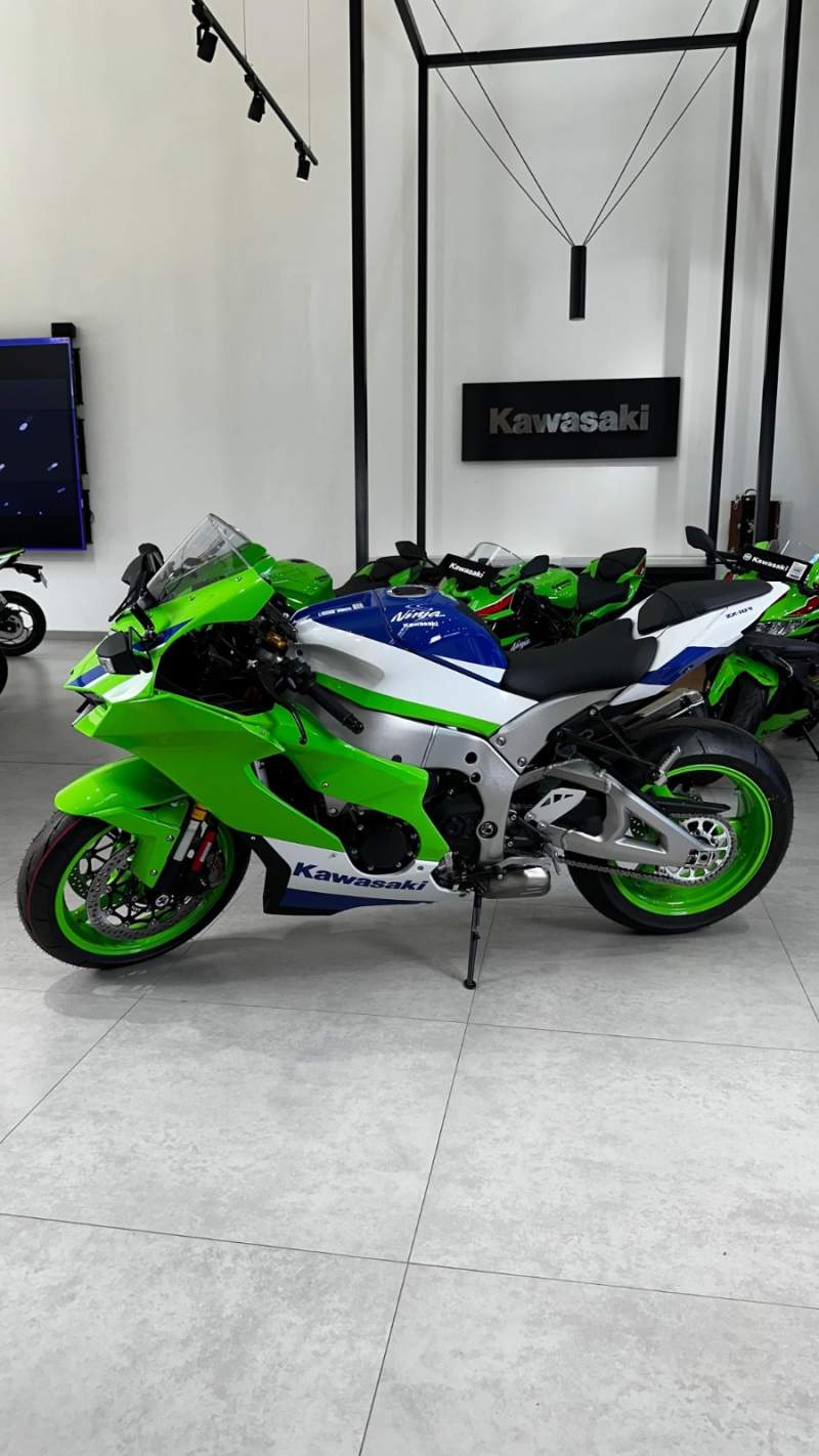 PT. Kawasaki Motor Indonesia resmi mengumumkan Ninja Anniversary series ke 40 tahun.