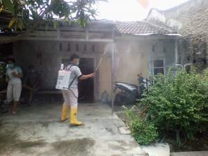 Penanganan Covid-19, PMI Rajeg Gencar Lakukan Penyemprotan Disinfektan