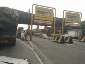 Dua Pintu Gerbang Tol Otomatis di Balaraja Barat Mubazir