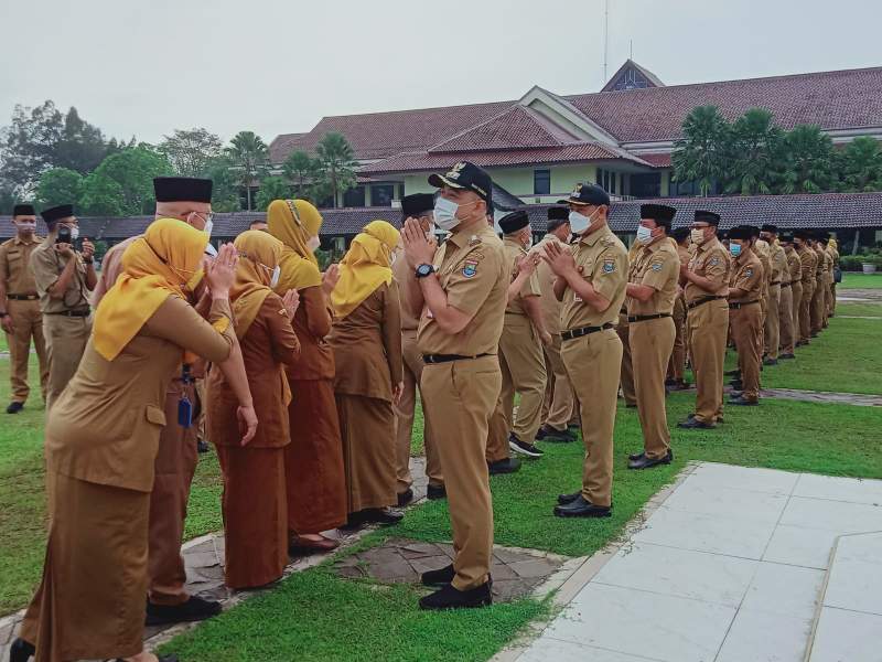 Bupati dan Wakil Bupati Tangerang Gelar Apel Pagi