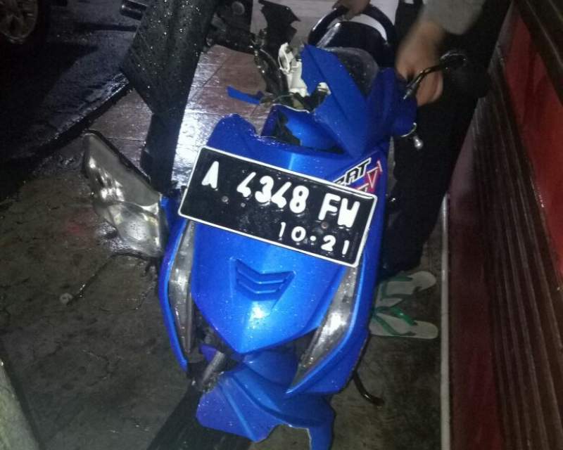 Wanita Tanpa Identitas Tewas Dihantam Truk