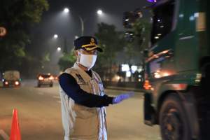 Titik Check Point di perketat, Petugas Dishub Kota Tangerang Tindak Truk-Truk Proyek