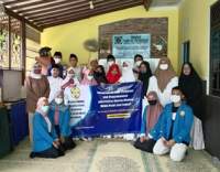 Mahasiswa UNPAM Berbagi Ilmu Teknologi Belajar Desain kepada Anak Asuh Insan Qur'ani