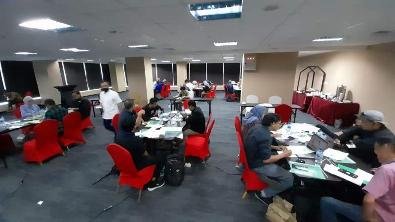 Peserta UKW saat mengikuti ujian terakhir sebelum dinyatakan lulus atau kompeten.