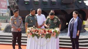 Zaki Hadiri Peresmian Tugu Panser Anoa di PIK 2 Kosambi