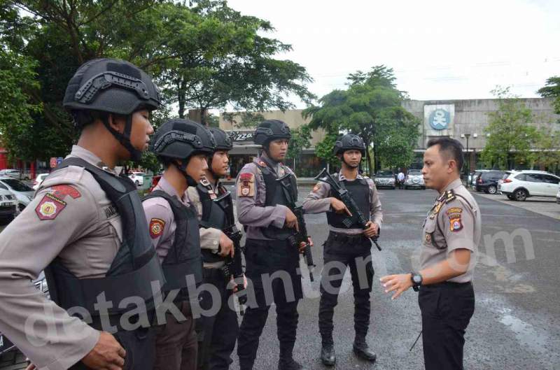 Cegah Sweeping Atribut Natal, Polisi Amankan Pusat Keramaian