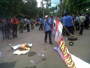 Aksi Mantan Karyawan