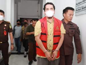 EHP Tersangka Penyuap Ditahan Kejati Banten