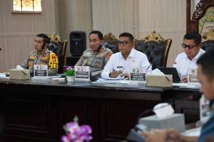 Gubernur Banten Andra Soni Instruksikan Seluruh OPD Sukseskan Pelaksanaan Mudik Lebaran 2025