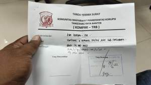 Bukti Surat tanda terima Laporan