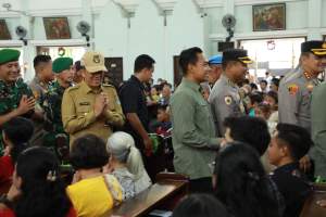 Dampingi Kapolda, Pj Bupati Tangerang, Pantau Pelaksanaan Natal di Gereja Santa Odelia