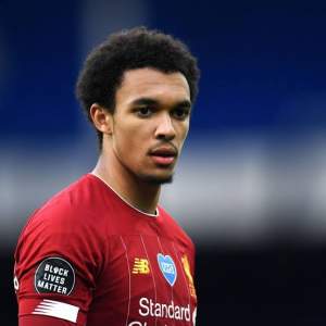 Bek Liverpool Trent Alexander Arnold Raih Penghargaan PFA Young Player Of The Year