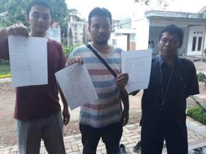 Warga Saga Tolak Gudang Gas Elpiji