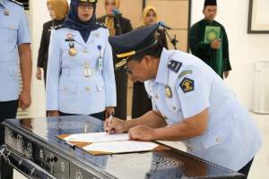 Kakanwil Kemenkumham Banten Lantik dan Ambil Sumpah Pejabat Administrasi