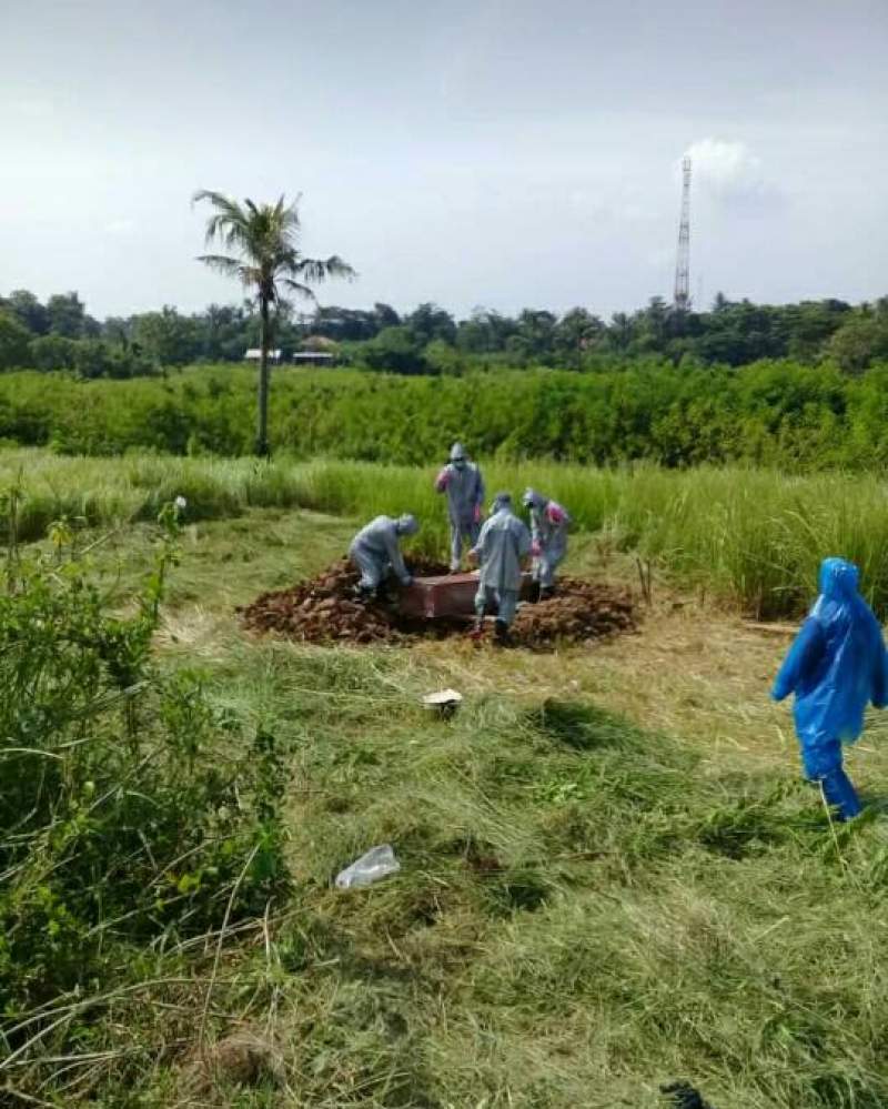 korban sudah dimakamkan pada Senin (30/03) di TPU Buniayu.