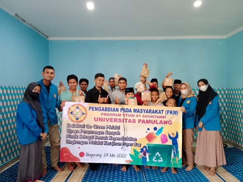 Upaya Pengurangan Sampah Plastik, Disulap Menjadi Paper Bag