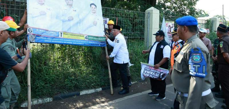 Masuk Masa Tenang, Benyamin Instruksikan Satpol PP Tertibkan APK Pemilu