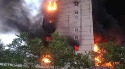 Pabrik PT Mitra Bangun Cemerlang di Pasar Kemis Ludes Terbakar