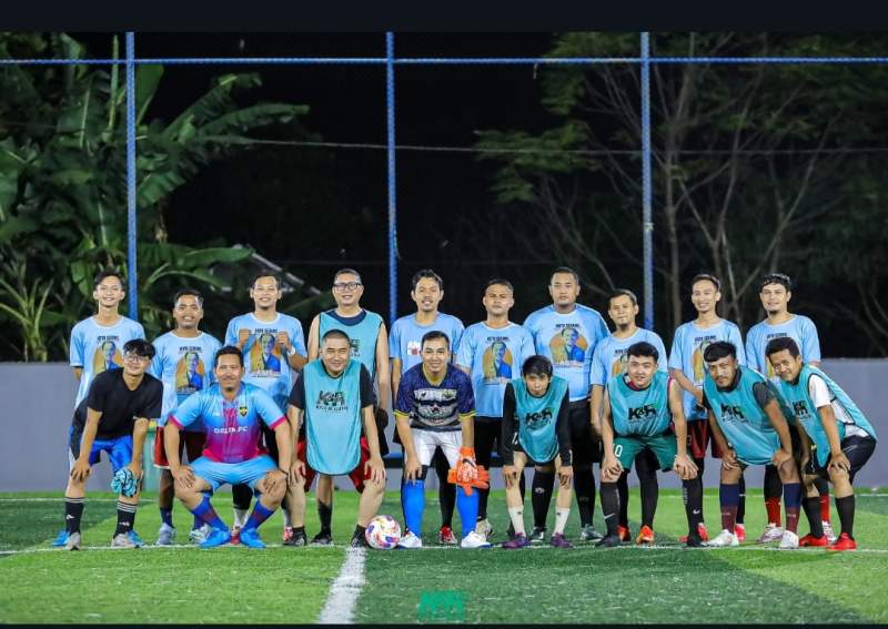 Tanding Bola, Nur Agis dan Achmad Herwandi Ajak Pilkada Kota Serang 2024 Berlangsung Asik dan Riang Gembira