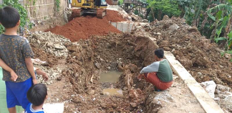 Dirut CV Rajawali : Ambrol Jalan Rancalabuh - Bayawakan Karena Faktor Alam