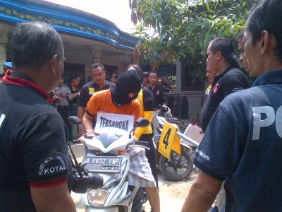 Rekonstruksi pembunuhan bos mie ayam di Kota Tangerang.