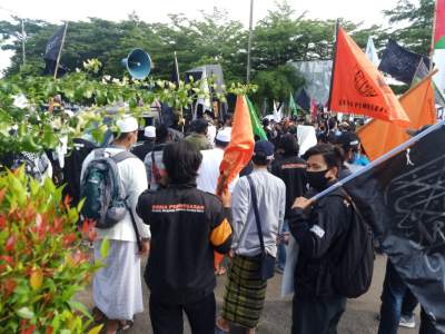 Tuntut Presiden Prancis Minta Maaf, Ribuan Massa di Banten Siap Boikot Produk Prancis