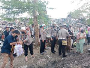 Dalam Rangka HUT Polisi Lalu Lintas ke 67 Tahun 2022 Polres Tanjungbalai Laksanakan Bhakti Sosial