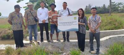 Regal Springs Indonesia Dukung Meningkatkan Produktivitas Pertanian Melalui Perbaikan Saluran Irigasi