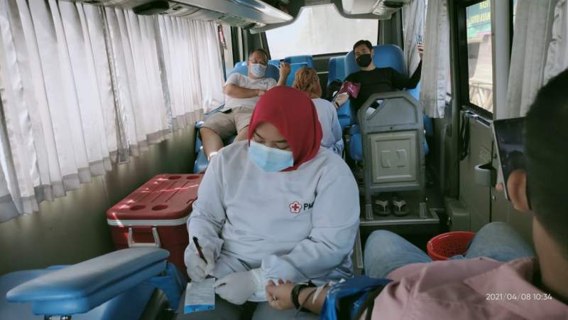 Notaris Desra Natasha Gandeng PMI Gelar Kegiatan Sosial Donor Darah