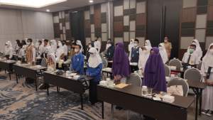 Dindik Kota Cilegon menyelenggarakan Latihan Dasar Kepemimpinan Siswa (LDKS) kepada ratusan siswa yang digelar disalah satu hotel di Kota Cilegon, Senin (27/9/2021).